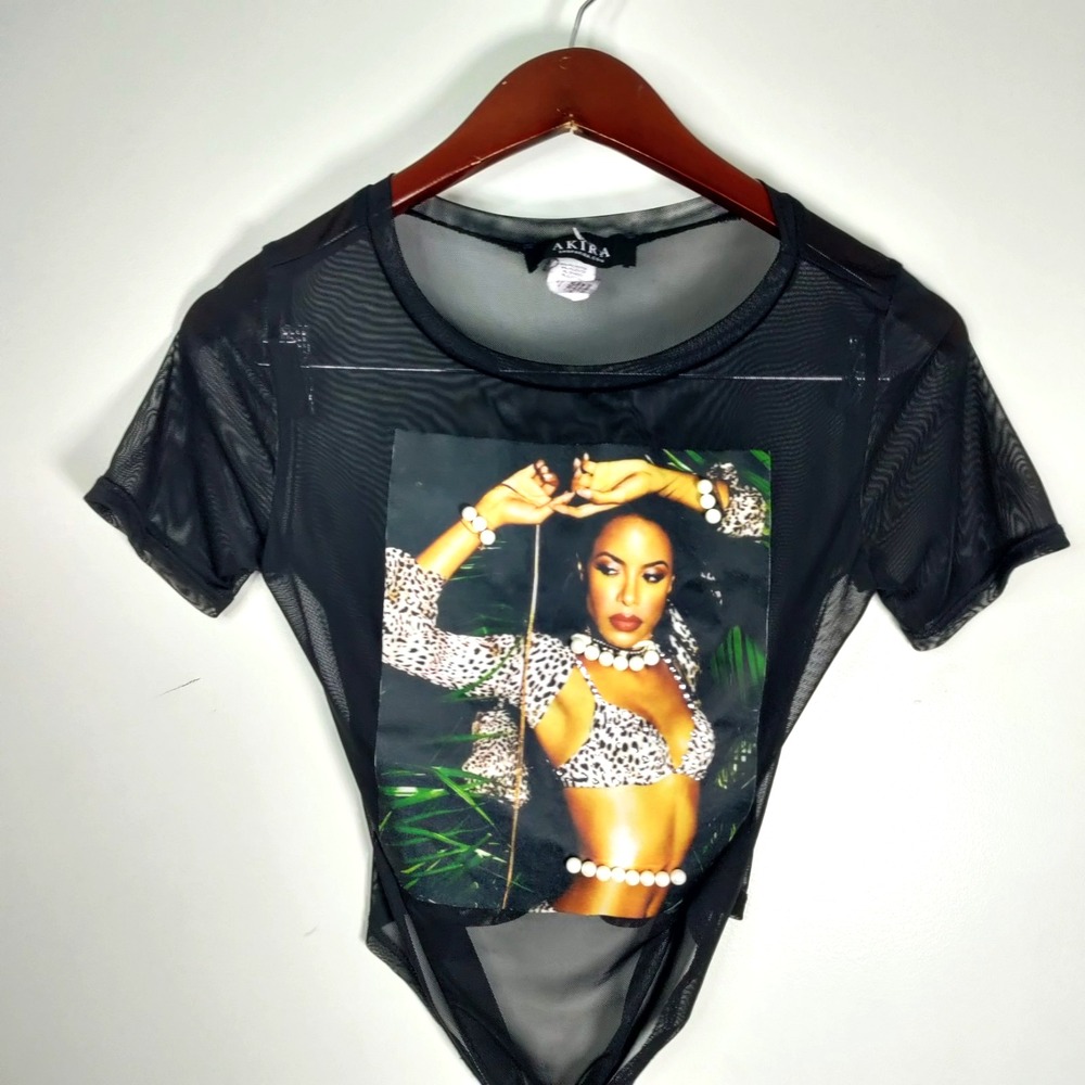 Aliyah Akira Sheer Beaded Pearls Pose Tie Crop Top S‎ Graphic Sexy Souvenir Sexy - Picture 3 of 11